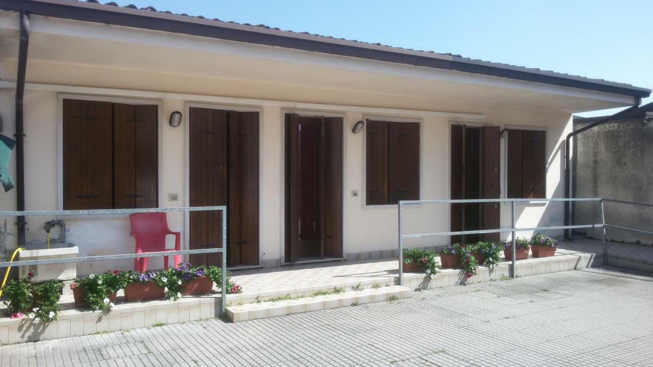 Hotel Afrodite Palu Exteriér fotografie